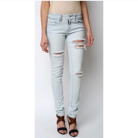 Urban Outfitters Denim - UrbanOutfitters Silence+Noise HighRise Skinny Twig